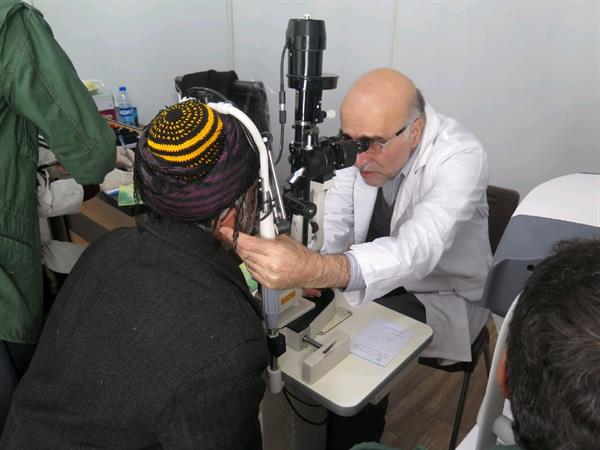 حضور پزشکان متخصص همراه با ویزیت رایگان در شهرستان ثلاث باباجانی انجام گرفت.