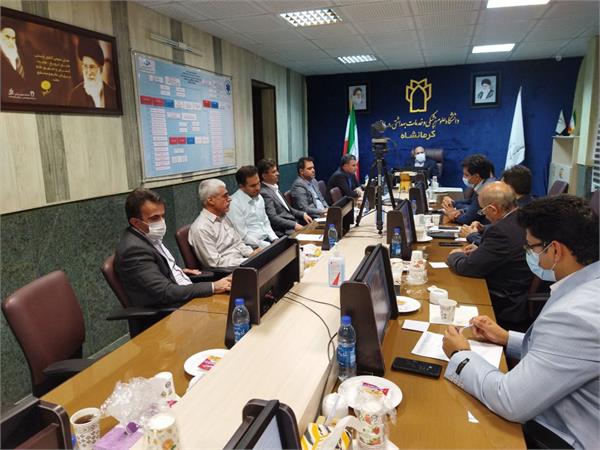 سیزدهمین جلسه پروژه های عمرانی دانشگاه به بررسی وضعیت اجرای پروژه های ثلاث باباجانی انجام شد.