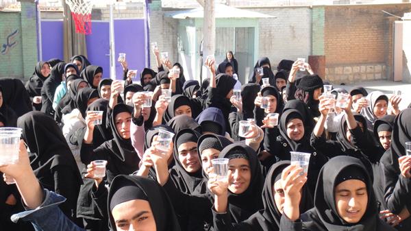 اجرای برنامه آهن یاری در مدارس دخترانه شهرستان ثلاث باباجانی: