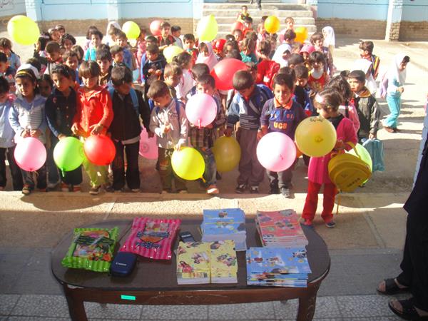برگزاری جشن شادی در مهدکودک بمناسبت روز جهانی کودک